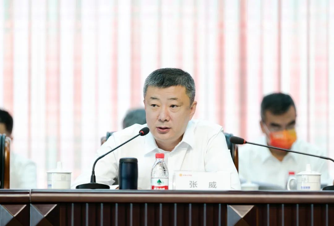 张威出席中铁装备第二次党代会