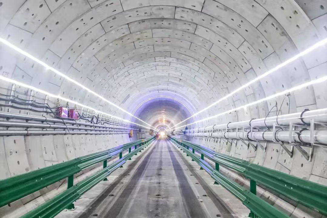 “孪生兄弟”掘进大湾区,“开拓号”率先穿越成功! “孪生兄弟”掘进大湾区,“开拓号”率先穿越成功!