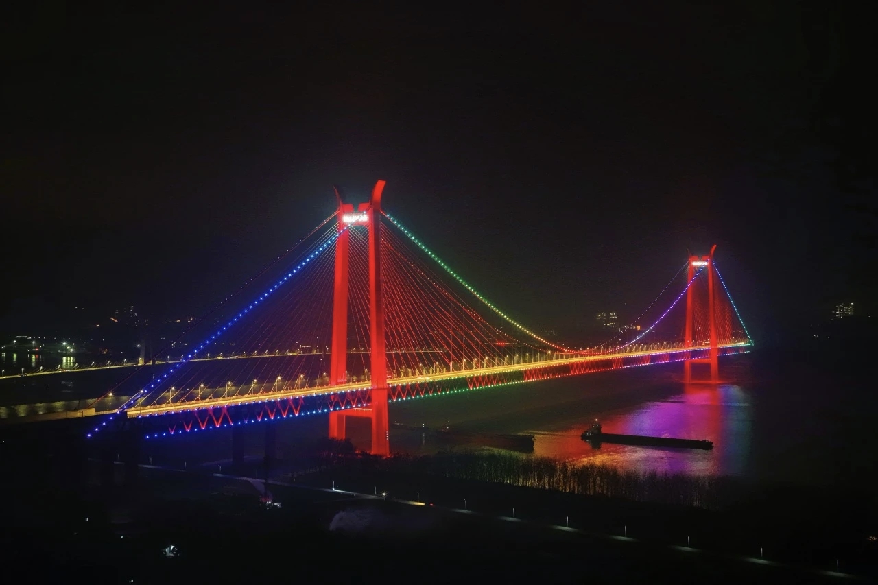 世界之首!铜陵长江三桥通车 世界之首!铜陵长江三桥通车