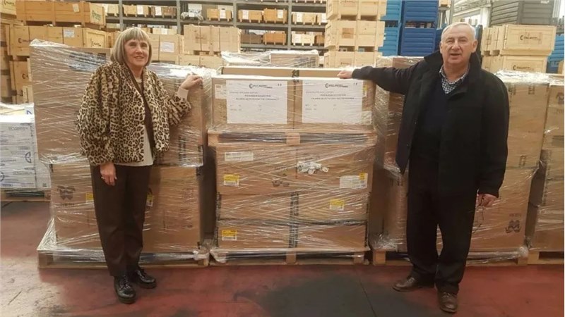 全球抗“疫”｜中铁工业累计向10多个国家合作伙伴送去6万余只口罩