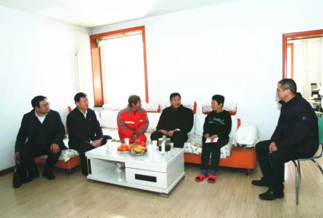 暖冬行动 爱满万家 暖冬行动 爱满万家