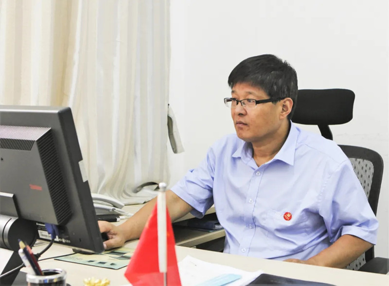 李军平获钢结构建造领域最高荣誉“钢结构大师”称号 李军平获钢结构建造领域最高荣誉“钢结构大师”称号